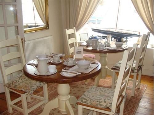 เดอะ โอลด์ บริวเฮาส์ Bed & Breakfast ไซเร็นเซสเตอร์ ภายนอก รูปภาพ