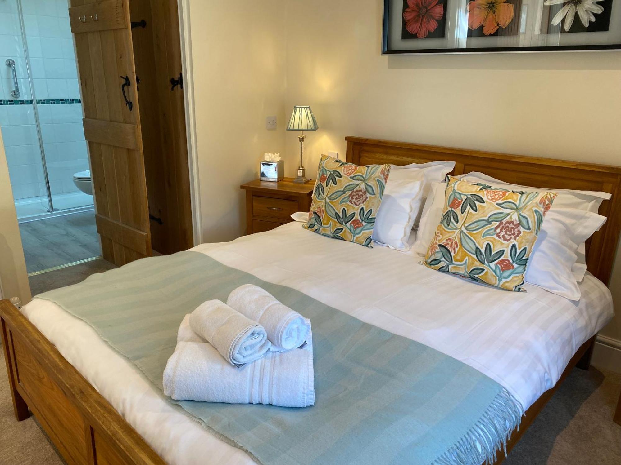เดอะ โอลด์ บริวเฮาส์ Bed & Breakfast ไซเร็นเซสเตอร์ ภายนอก รูปภาพ